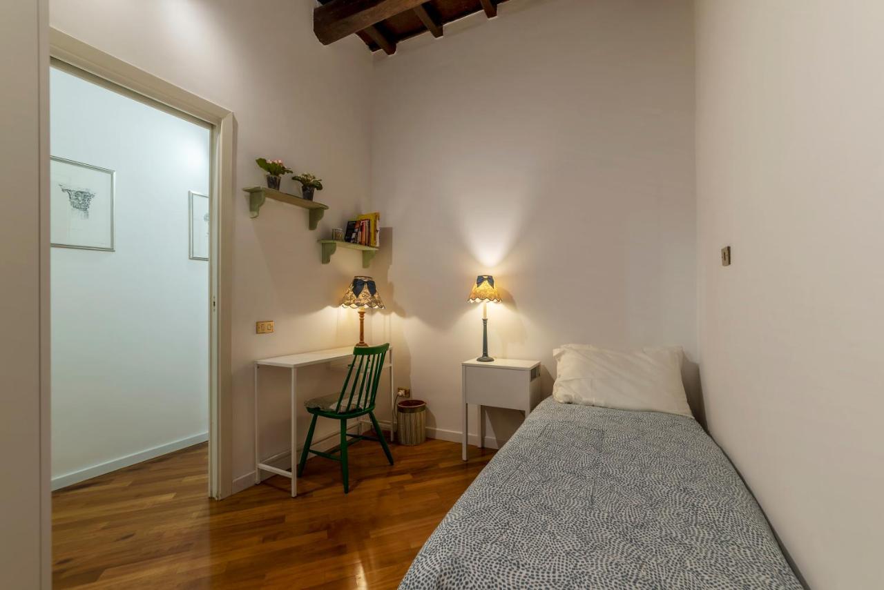 Rione Monti & Cavour Apartment โรม ภายนอก รูปภาพ