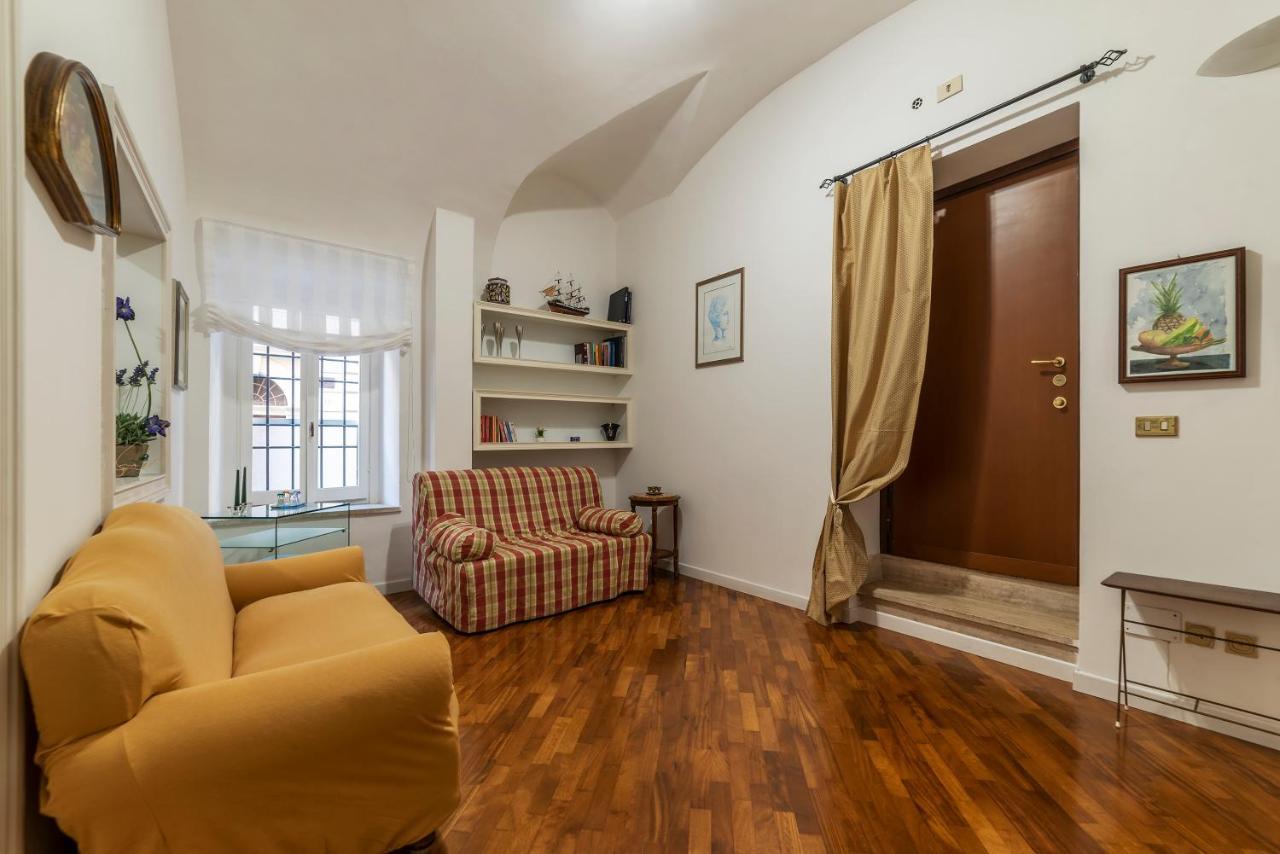 Rione Monti & Cavour Apartment โรม ภายนอก รูปภาพ