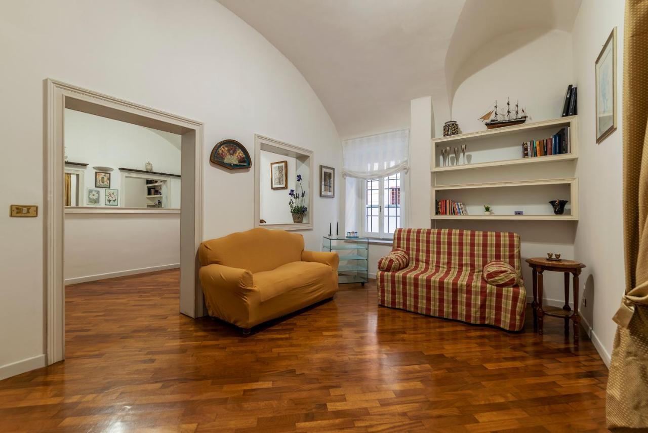 Rione Monti & Cavour Apartment โรม ภายนอก รูปภาพ