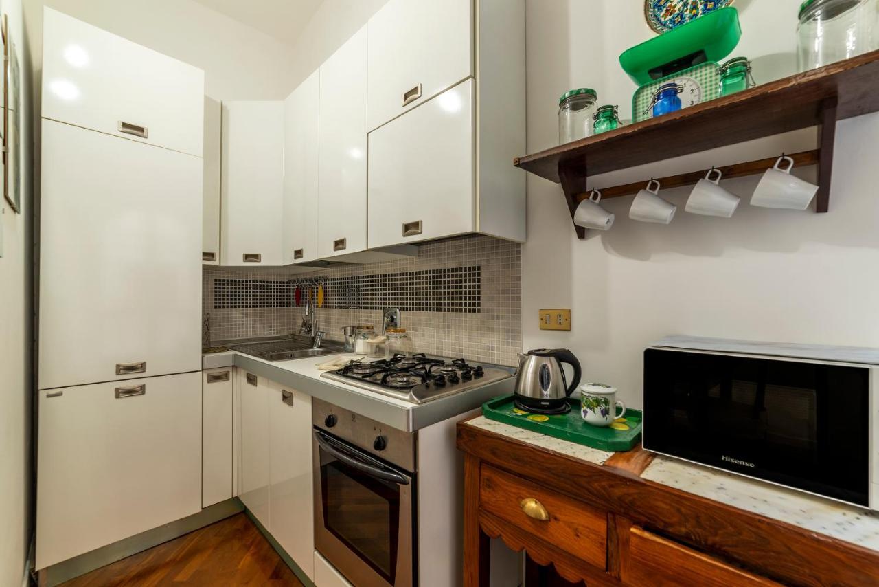 Rione Monti & Cavour Apartment โรม ภายนอก รูปภาพ